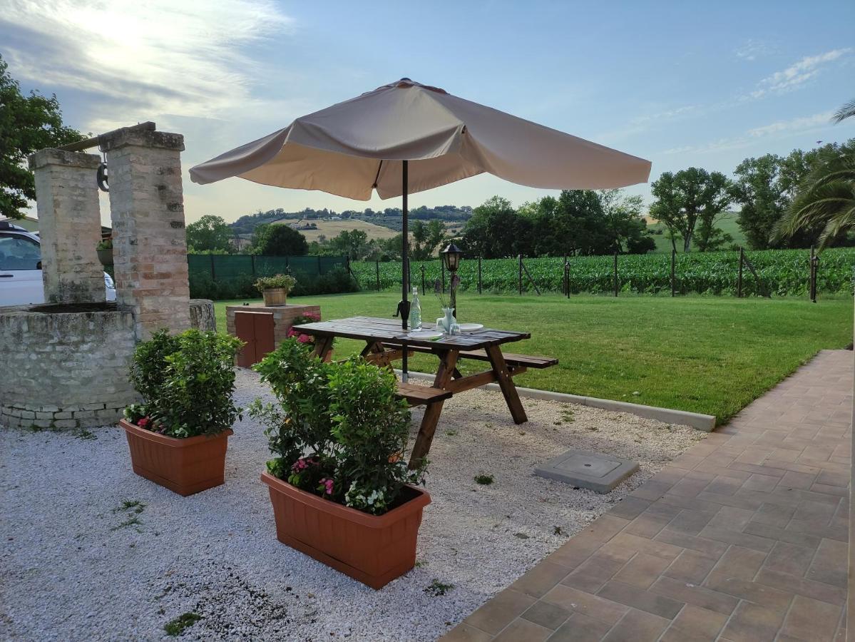 Casa Montefiore 13 Iris Lt Nella Tranquilla Campagna Marchigiana Ancona Bagian luar foto