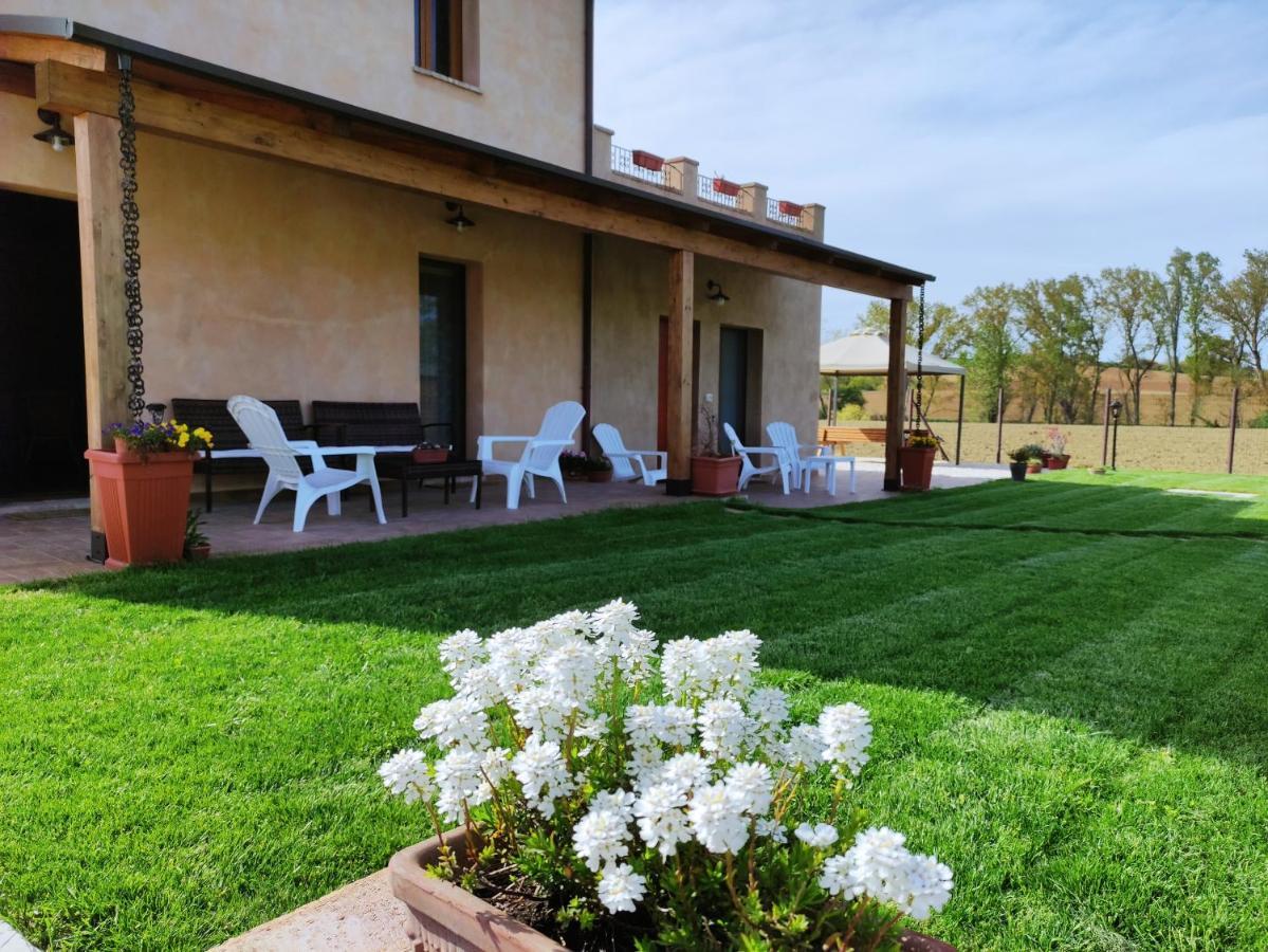 Casa Montefiore 13 Iris Lt Nella Tranquilla Campagna Marchigiana Ancona Bagian luar foto